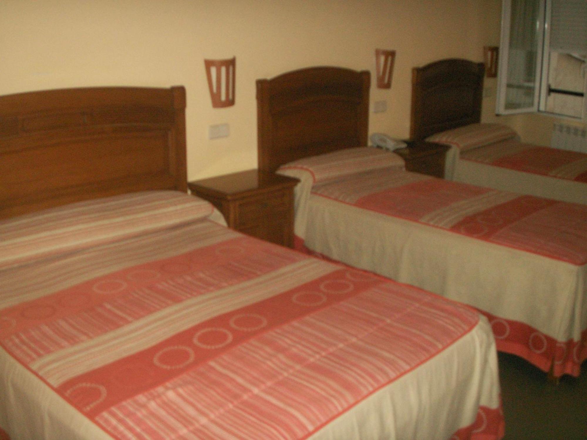 Hostal La Nava — Fotos 2