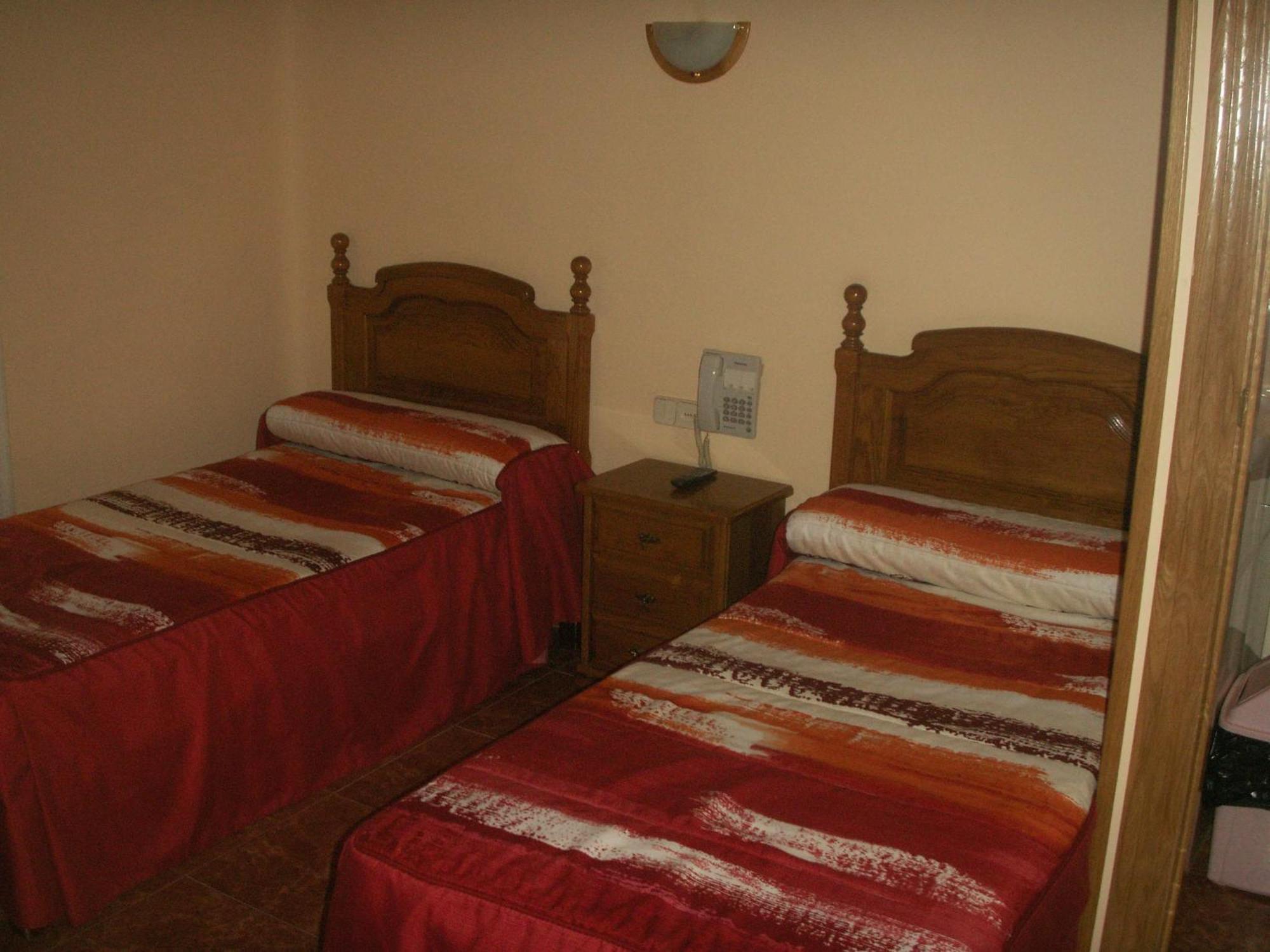 Hostal La Nava — Fotos 1